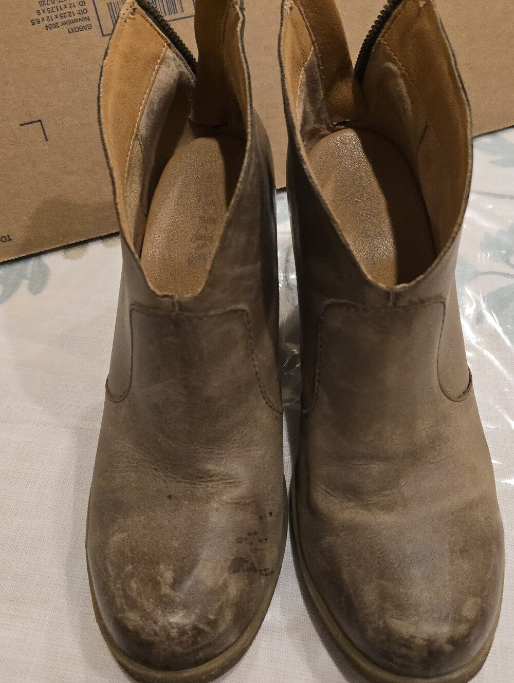 KORK EASE Taupe Leather Ankle Boots